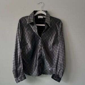 Fashion Bug Women's Black and Gray Shimmery Diamond Pattern Shirt